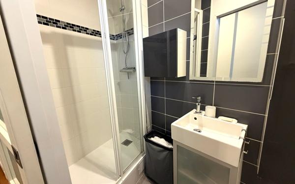 Appartement à louer    2 pièces •  Asnières-sur-Seine