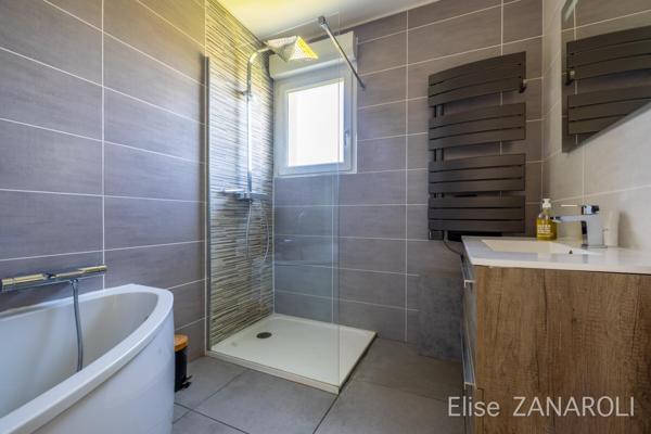 Bele exposition pour ce 3 pièces avec garage à Zoufftgen!