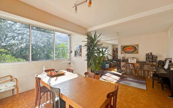 Maison à vendre    7 pièces • 185,13 m2 Périgueux