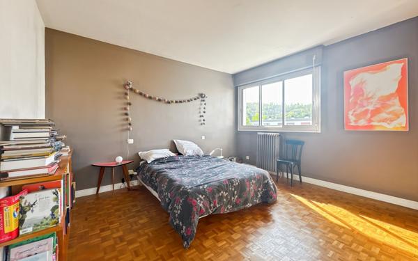 Maison à vendre    7 pièces • 185,13 m2 Périgueux