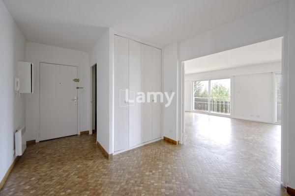 Parking + appartement + appartement