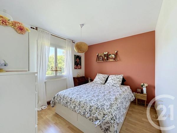Appartement F5 à vendre  5 pièces - 87,55 m 2   VERNAISON  - 69