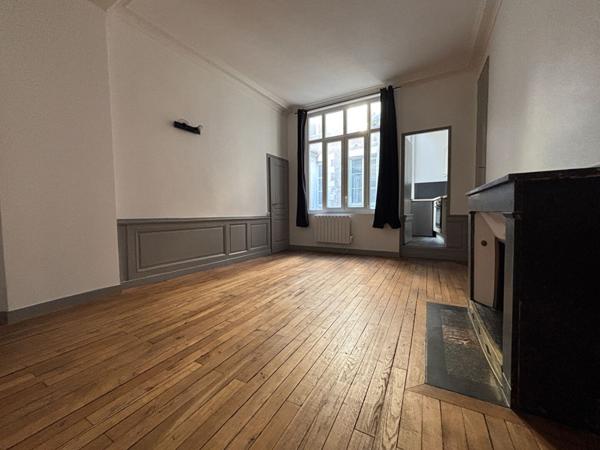 ORLEANS - hypercentre, proche gare, Appartement Orleans 2 pièces 43 m2