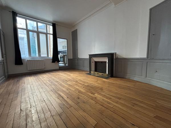 ORLEANS - hypercentre, proche gare, Appartement Orleans 2 pièces 43 m2