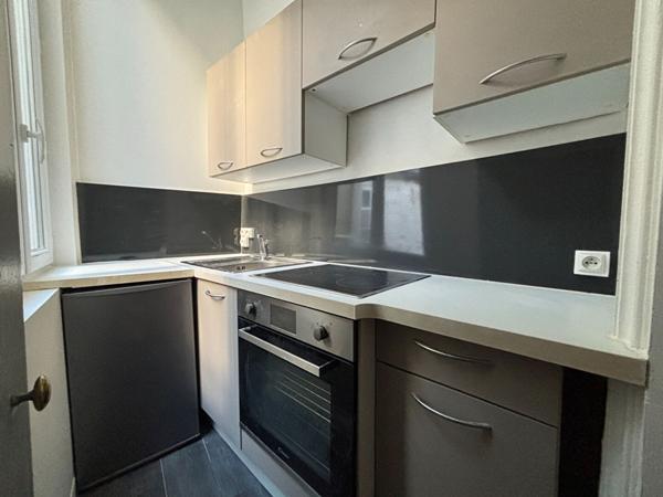 ORLEANS - hypercentre, proche gare, Appartement Orleans 2 pièces 43 m2