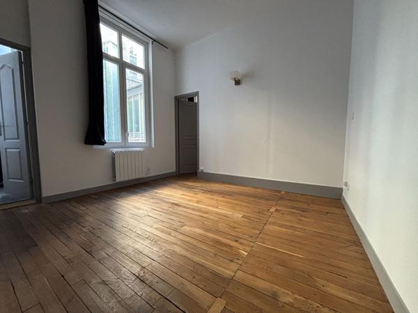 ORLEANS - hypercentre, proche gare, Appartement Orleans 2 pièces 43 m2