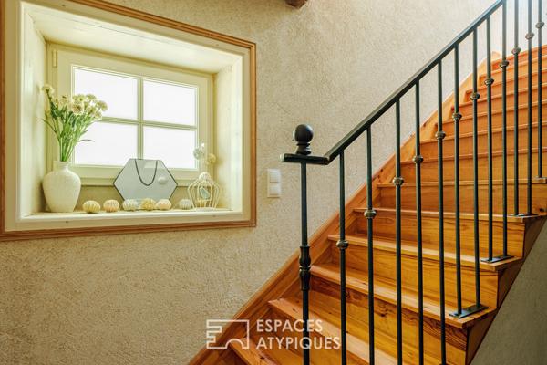 Élégante charentaise et ses dépendances