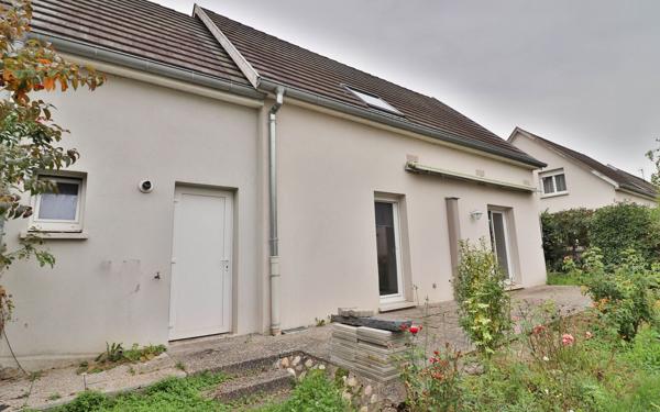 Maison à vendre    5 pièces •  Houssen