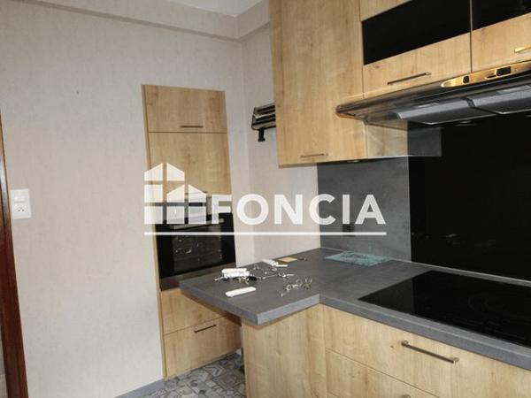 Location Appartement 3 pièces 79.84 m² - 35 RUE BIZANET Grenoble 38000