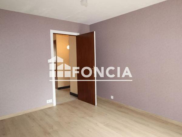 Location Appartement 3 pièces 79.84 m² - 35 RUE BIZANET Grenoble 38000