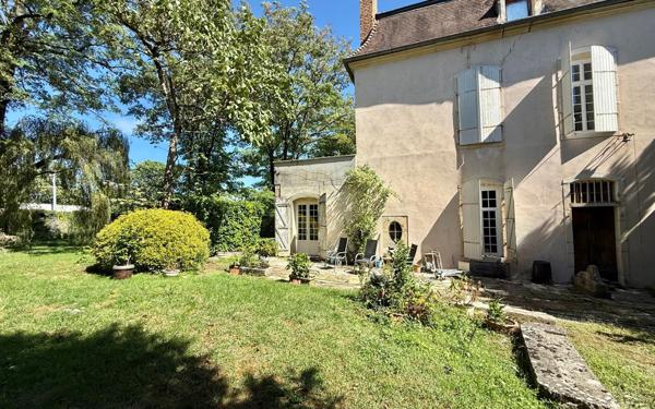 Maison à vendre    7 pièces •  Chenôve