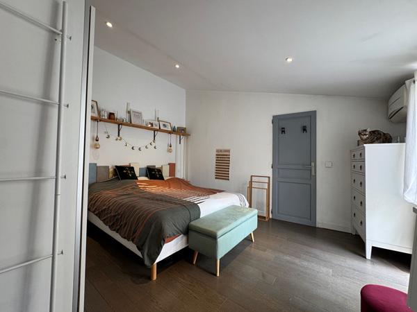 MARSEILLE 13012. SAINT-JULIEN. MAISON RECENTE 112 M²  AU CALME ABSOLU.