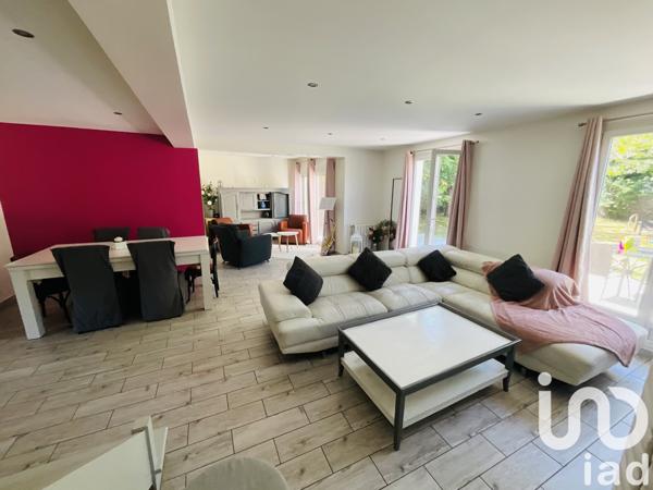 Maison à vendre 6 pièces 133 m² Lésigny