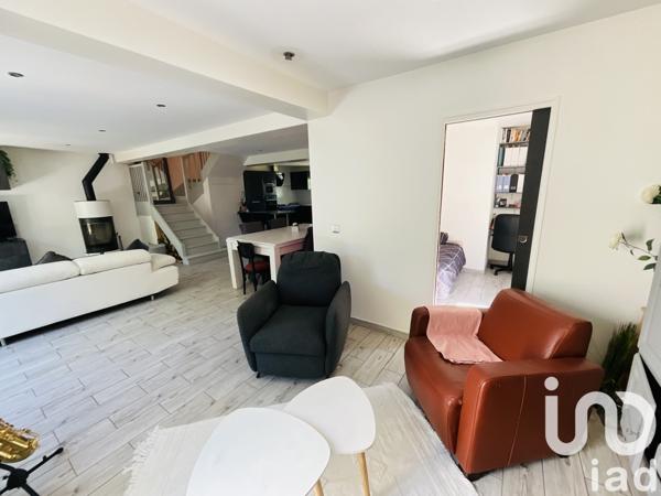 Maison à vendre 6 pièces 133 m² Lésigny