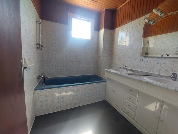 maison quartier du rieu avec possibilité de grand terrain constructible