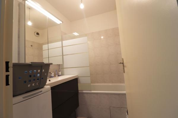 LOCATION d'un appartement T2 (44 m²) à TOURS