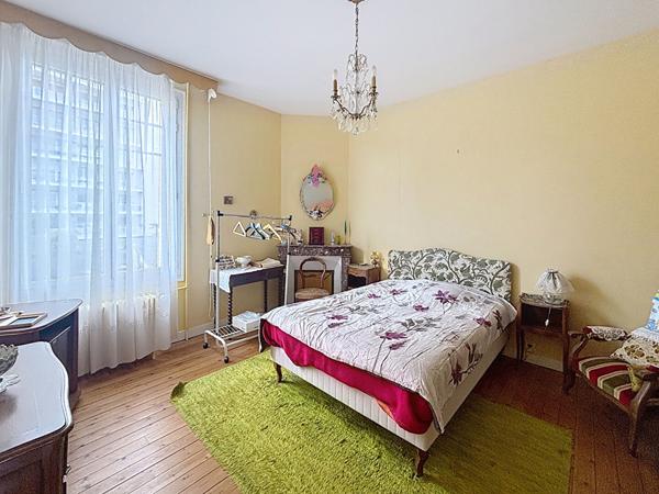 Maison Angevine 6 pièces secteur Madeleine / Place du Lycée