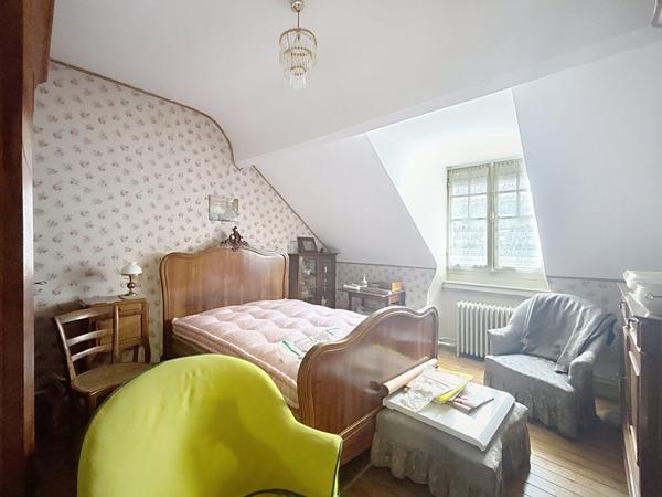 Maison Angevine 6 pièces secteur Madeleine / Place du Lycée