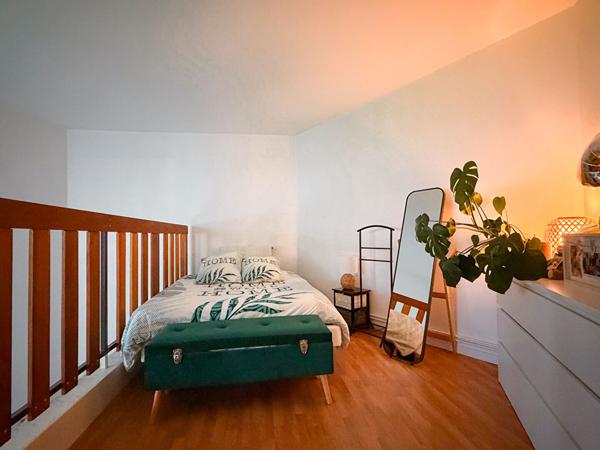 À VENDRE - APPARTEMENT T3 DUPLEX AVEC TERRASSE - ANGERS