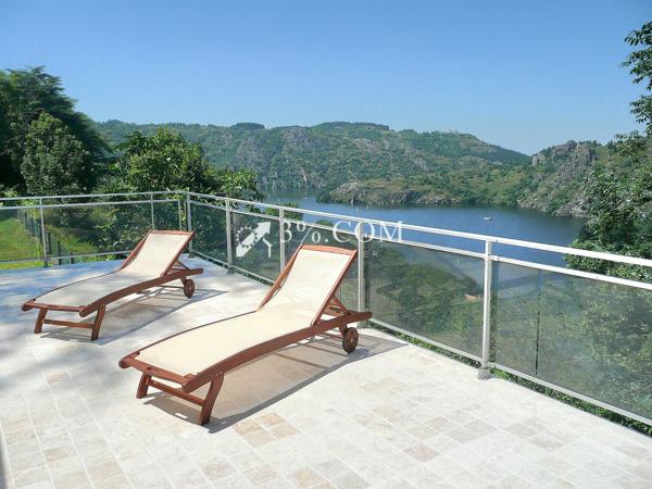 Maison 7 pièce(s) 3 chambre(s) 197 m²