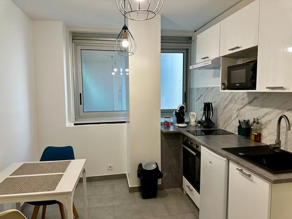 NANCY - HYPER CENTRE - APPARTEMENT - STUDIO - PARKING - CAVE
