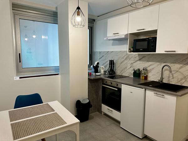 NANCY - HYPER CENTRE - APPARTEMENT - STUDIO - PARKING - CAVE