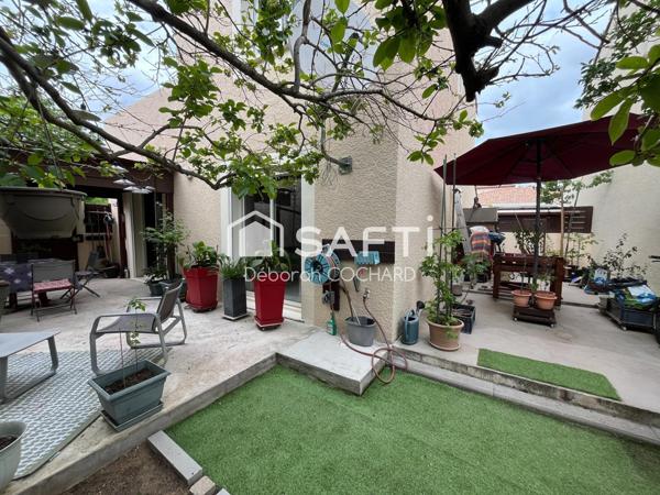 Petite maison au pied des commerces sans copropriété