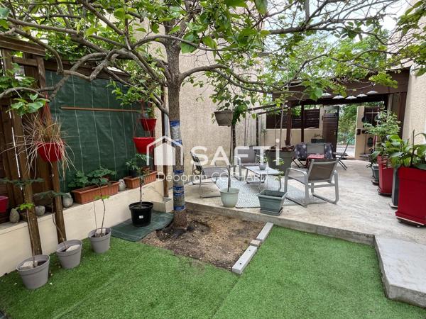 Petite maison au pied des commerces sans copropriété