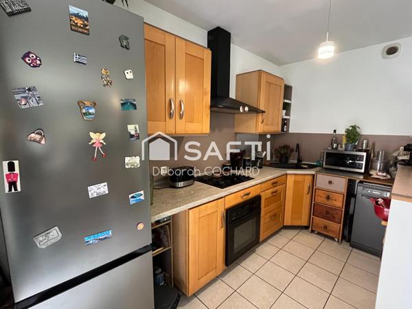 Petite maison au pied des commerces sans copropriété