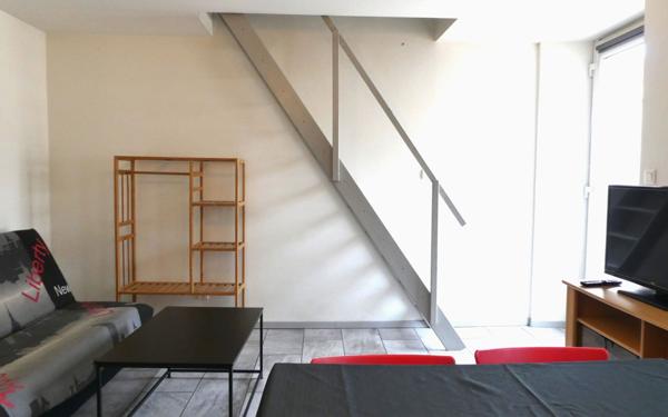 Appartement à louer    1 pièce •  Le Creusot