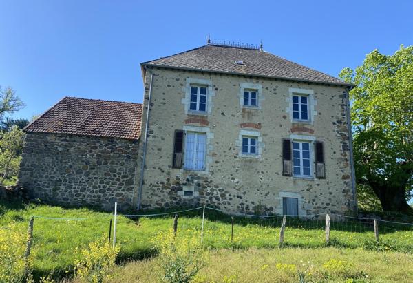 Maison de maître - 8 pièces - 140m²
