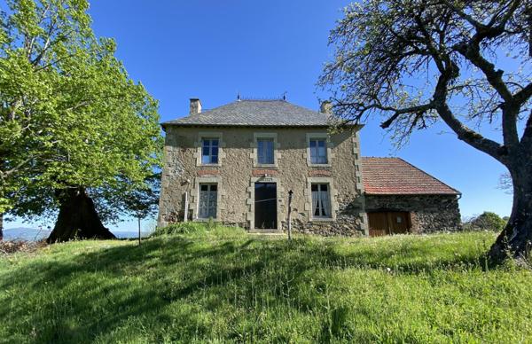 Maison de maître - 8 pièces - 140m²