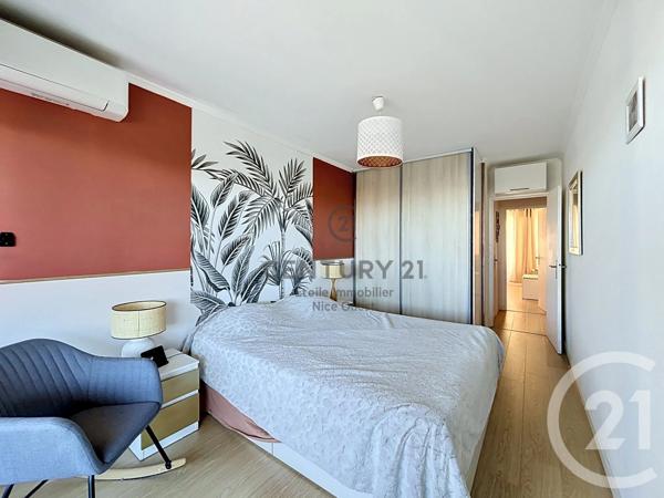 Appartement F4 à vendre  4 pièces - 81,79 m 2   NICE  - 06