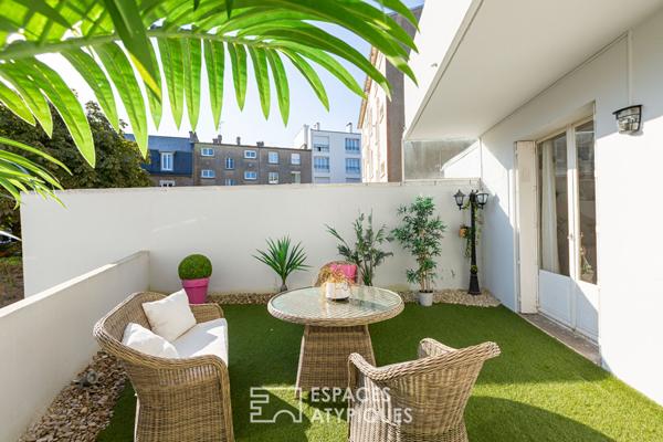 Dans le quartier de ST MICHEL avec terrasse et garage