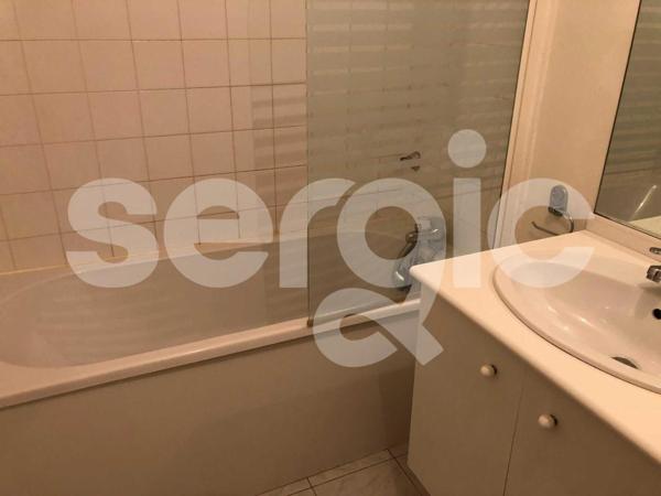 Location 2 Pieces 44 80000 Amiens 25 0326 01 0037