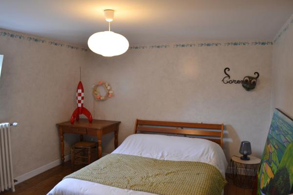 CHATELLERAULT CENTRE - BELLE MAISON DE VILLE