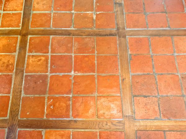 Maison à vendre 9 pièces proche de MARCIGNY (71) 234m² - dependances - terrain 16290 m²