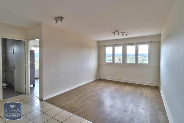Appartement à louer 3 pièces 68.29m² Firminy (42700)