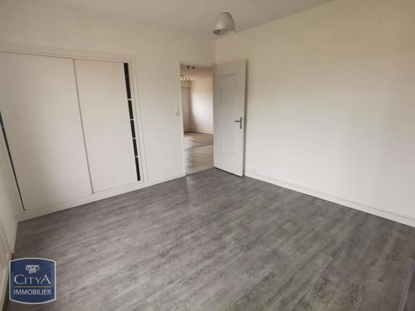 Appartement à louer 3 pièces 68.29m² Firminy (42700)