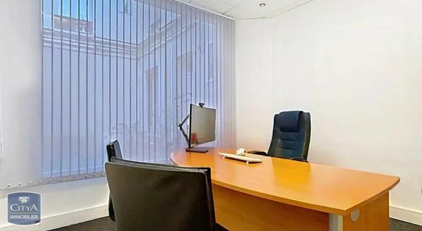 Local professionnel à vendre