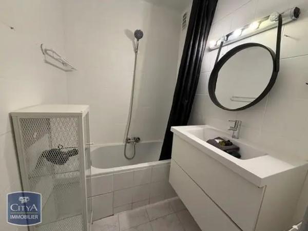 Appartement à louer 3 pièces 45.57m² Nice (06000)