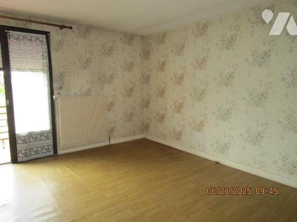 Grande Maison d'habitation construite dans les années 1957-1958  + agrandissement réalisé en 19...