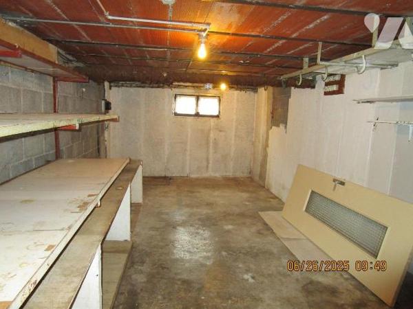 Grande Maison d'habitation construite dans les années 1957-1958  + agrandissement réalisé en 19...