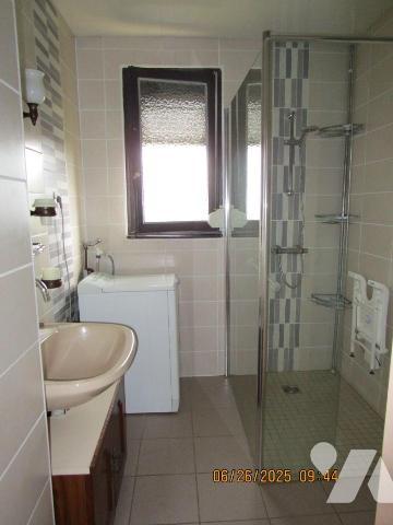 Grande Maison d'habitation construite dans les années 1957-1958  + agrandissement réalisé en 19...