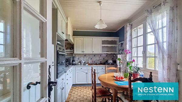 Maison Néo-Bretonne de plain pied, 4 chambres, à vendre à Plaintel dans un écrin de verdure et de sérénité