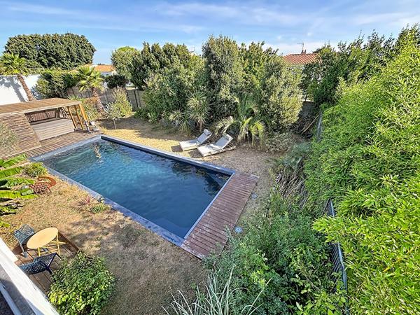 Villa contemporaine de 200m² avec vue mer exceptionnelle
