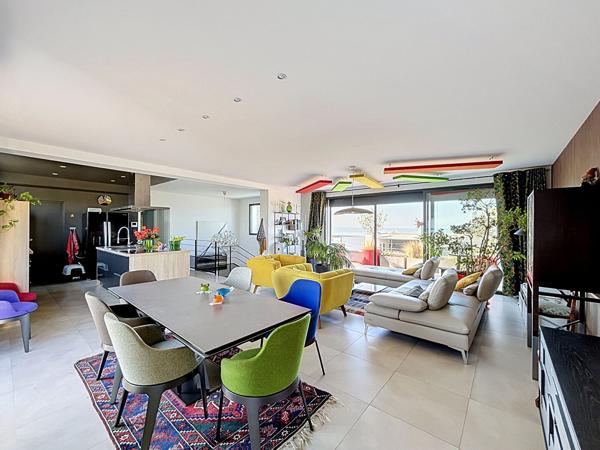 Villa contemporaine de 200m² avec vue mer exceptionnelle