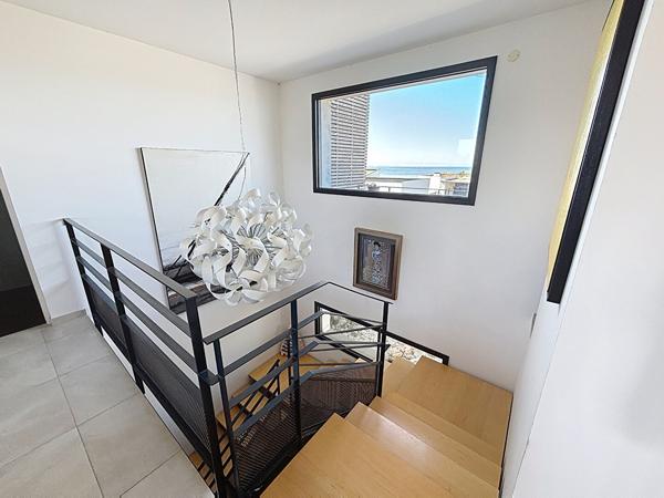 Villa contemporaine de 200m² avec vue mer exceptionnelle