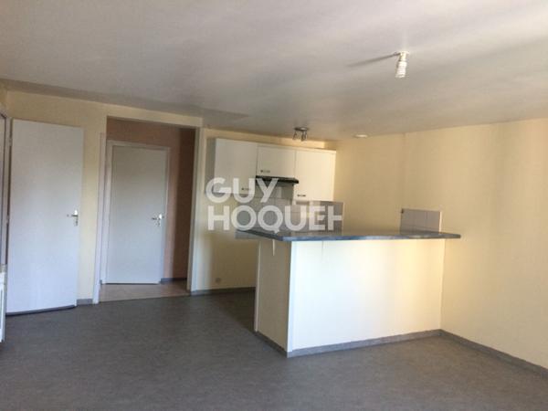 Appartement d'environ 73 m² à louer à Lizio