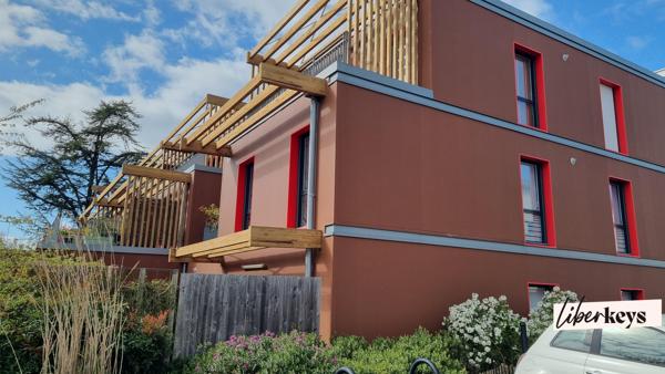 Appartement T2 centre ville Sautron avec jardin